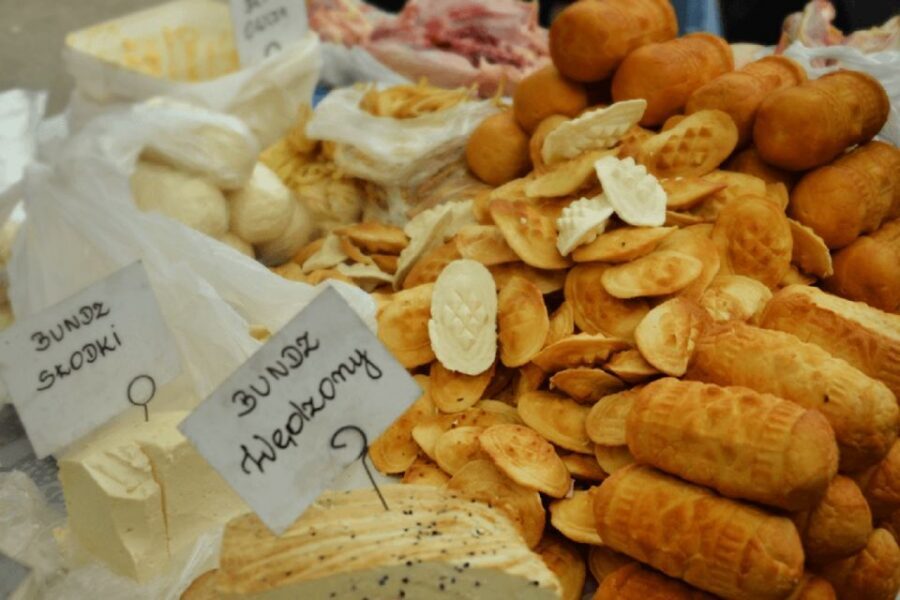 Kraków: Street Food and Historical Adventure - Vodka, Pickles, and Cured Meats: The Bold Side of Polish Street Snacks