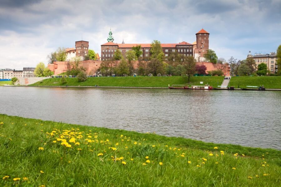 Krakow: Vistula River Cruise and Wieliczka Salt Mine Tour - Price and value: what $117 really buys you